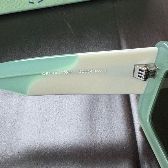 Off-White Unisex Seattle Sunglasses